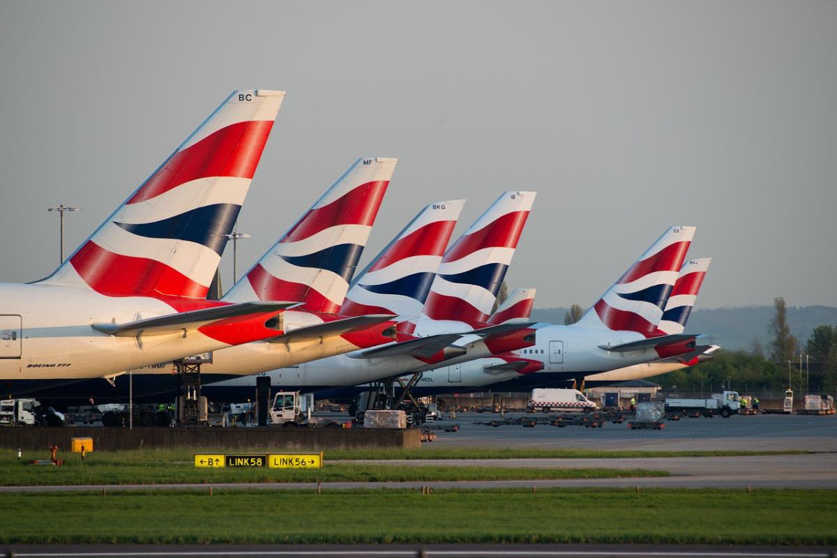 Flight chaos: British Airways and easyJet customers hit by cancellations