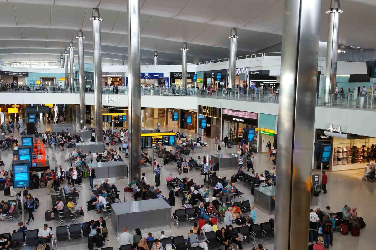 Unprecedented flight chaos grips UK airports over Bank Holiday weekend